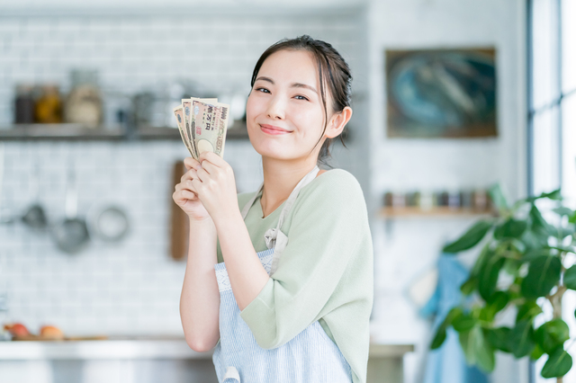 報酬形態は時給と歩合の2つ!